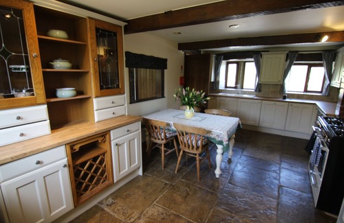 Ainley Top Cabaña | Idyllic cottage in Slaithwaite, stunning views, heart of the countryside