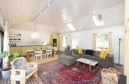 Dunbar Apartamento | Idyllic Cottage with Garden and Patio