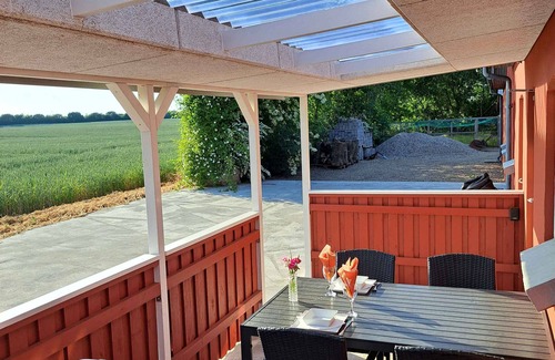 Christiansfeld Apartamento | Idyllic country apartment incl. all utilities