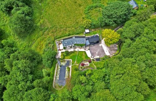 Branscombe Casa | Idyllic country house & organic swim pond