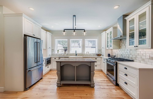 Longmont Casa | Idyllic Downtown Longmont 5-BDR Retreat