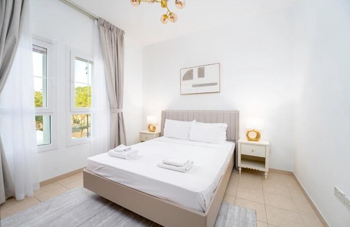 Arabian Ranches Villa | Idyllic Family Haven 3-Bedroom Villa with Study Room by Petals Holiday Homes
