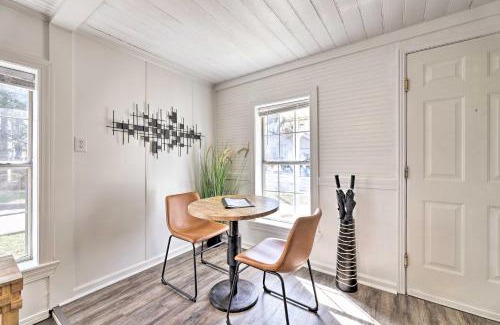 Fayetteville Casa | Idyllic Fayetteville Home - Walk to UA Campus!