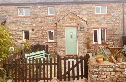 Appleby-in-Westmorland Cabaña | Idyllic cottage sleeps 4 pet friendly