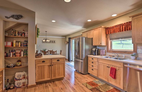 Hill City Cabina | Idyllic Hill City Home - Hike, Bike & ATV!