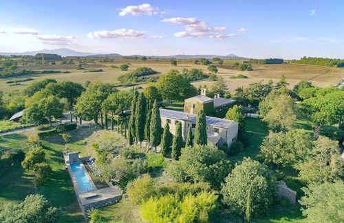 Castel Giorgio Cabaña | Vacaciones idílicas / cabaña en el parque: REST + piscina + sauna + gimnasio + barbacoa + chimenea + animales