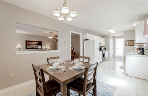 Irmo Casa | Idyllic in Irmo-Close to Lake Murray-Ft Jackson-Outdoor Adventures