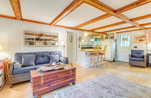 Bradford Cabaña | Idyllic Lakefront Cottage Near Mount Sunapee