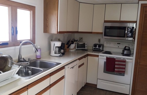 Ludlow Casa | Casa idílica frente al lago adecuado para dos familias