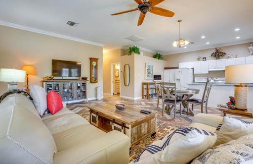 Las Vegas Casa | Idyllic Las Vegas Oasis with Outdoor Pool!