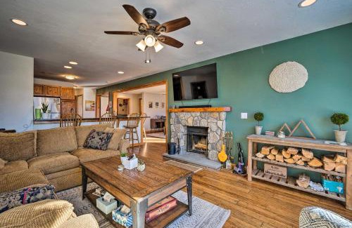 West Dover Apartamento | Idyllic Mount Snow Condo with View and Amenities!