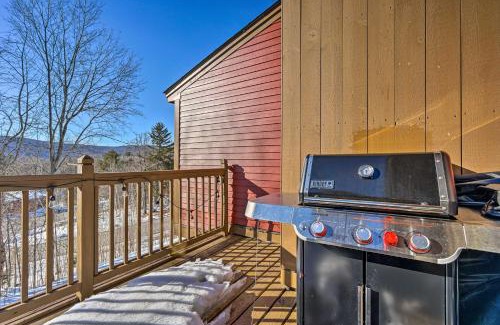 West Dover Apartamento | Idyllic Mount Snow Condo with View and Amenities!