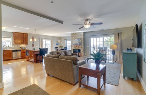 New Buffalo Condominio | Idyllic New Buffalo Condo: Walk to Beach & Shops!