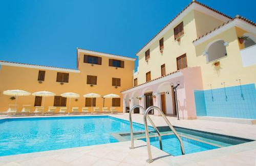 Sos Alinos Apartamento | Idyllic Residence Cala Viola B3 1 BedApt sleeps 3