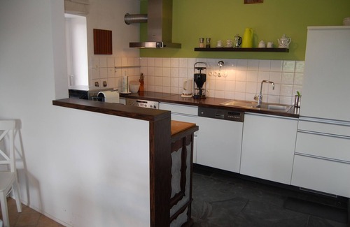 Wingst Casa | Idílica cabaña con techo de paja en un entorno natural único