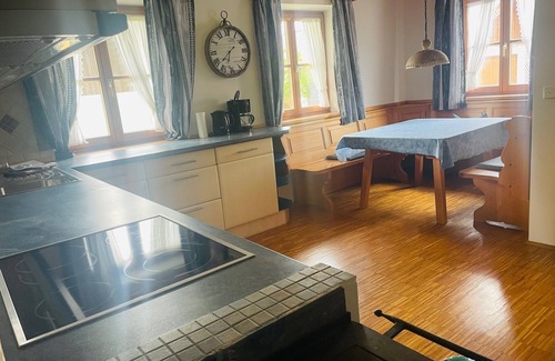Bad Feilnbach Apartamento | Idyllic vacation apartment Bina with south-facing terrace