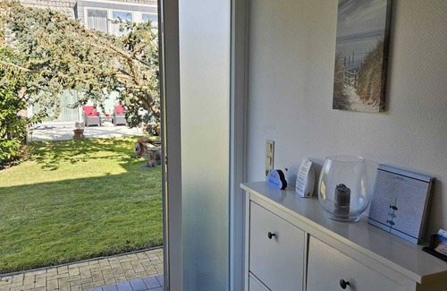 Vitzdorf Apartamento | Idyllically situated apartment on the 1st floor with a view of the countryside and rapeseed fields.