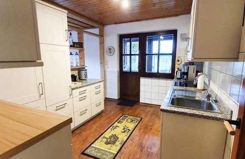Illschwang Casa | Idyllische Ferienwohnung am Waldrand
