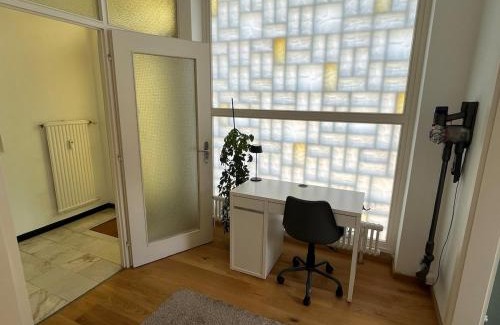 Stephanskirchen Apartamento | Idyllische Wohnung mit Bergblick nah am Simssee