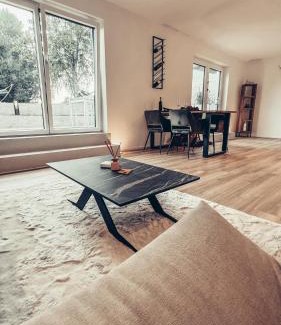 Ebersberg District Apartamento | Idyllisches Apartment mit exklusivem Whirlpool