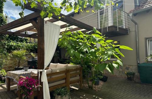 Jena Apartamento | Idyllisches Haus Ferienwohnung in Jena direkt an der Saale