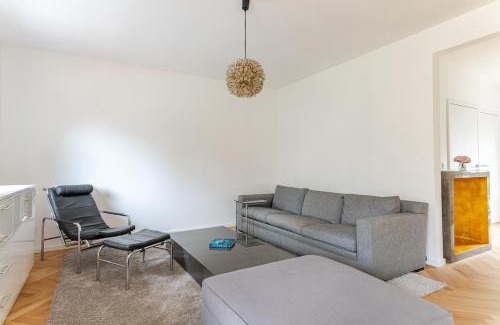 Schmoeckwitz Villa | Idyllisches, neu renoviertes Haus mit Steg am See