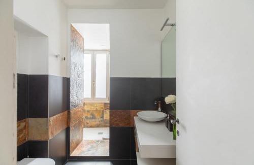 Repubblica Apartamento | iFlat Timeless Elegance in the Center of Rome