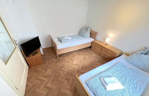 Pilsting Apartamento | II Apartment 6 Personen - Monteurzimmer - Ferienwohnung - Großköllnbach
