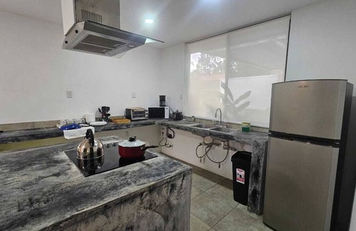 Ojochal Casa | Ikal: Casa Minimalista en Ojochal