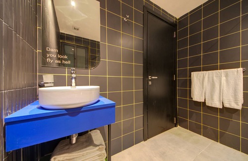 Paceville Hotel | IKYK Hotel - IK Collection