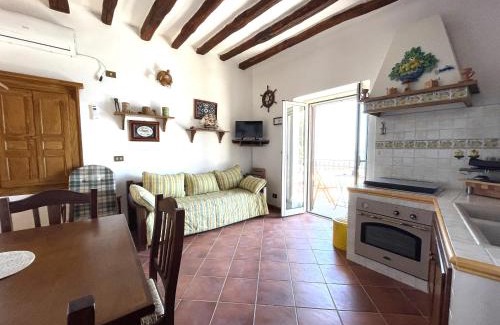 Malfa Apartamento | Il Balcone sul molo di Malfa