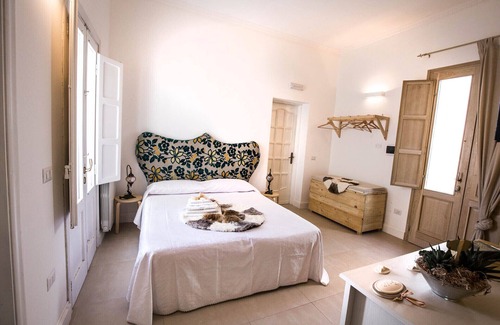Poggiardo Cama Y Desayuno | IL BORGO - VILLA A CORTE desde 1700 a pocos kilómetros del mar