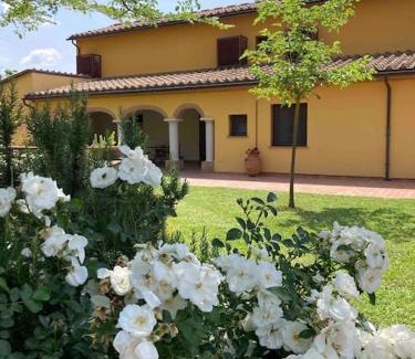 Capraia e Limite Apartamento | Il Casale