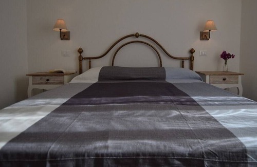 Patresi Casa | Il Cisto - House by the sea with large terrace overlooking the sea.