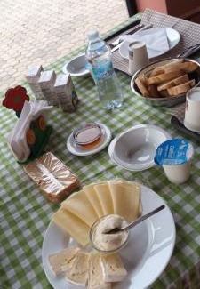 Sasso Marconi Casa | Il Conte di Montechiaro Rural B&B