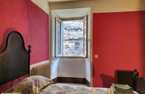 Cagli Apartamento | Il cortile di zia