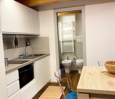 Pesaro Apartamento | Il cortile in centro