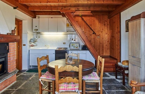 Calozzo Casa | Il Crotto by Interhome