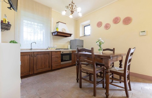 Lamporecchio Casa | Casa de vacaciones en Lamporecchio con 2 habitaciones, capacidad 4