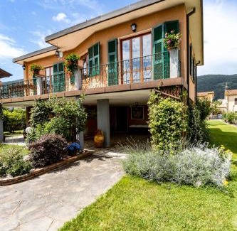 Ameglia Apartamento | Il Giardino di Carlo Apartament- famiglie e gruppi