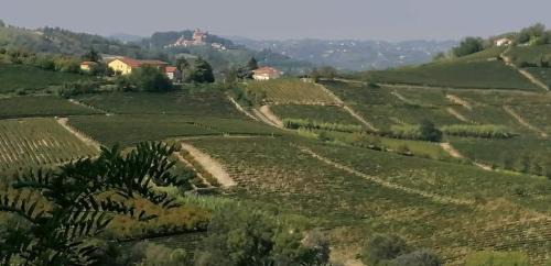 Montabone Cama Y Desayuno | Il Giardino di Mai Exclusive B&b