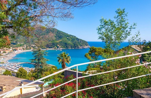 Valle Santa Apartamento | Il Giardino Sul Mare, jardín sobre el mar, vista al mar, confortable para 4, Levanto