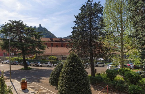 Como Apartamento | [Il Giglio] - 10 Minutes from the Duomo, Free Parking