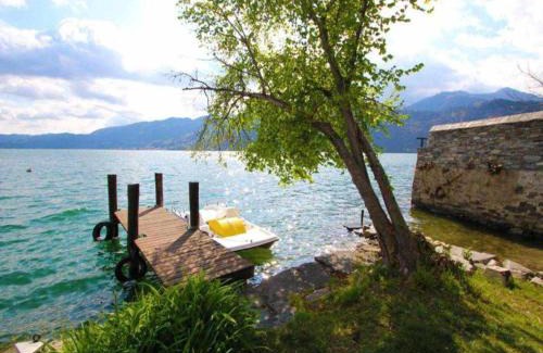 Pettenasco Apartamento | Il Glicine appartamento con darsena privata a lago