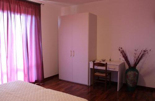 Civitanova Alta Cama Y Desayuno | Il Mandorlo B&B