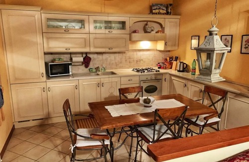 Taggia Apartamento | Apartamento elegante "Il nido di Giò" en la planta baja con jardín privado