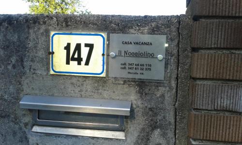 Mercallo Casa | Il NOCCIOLINO , 2 appartamenti