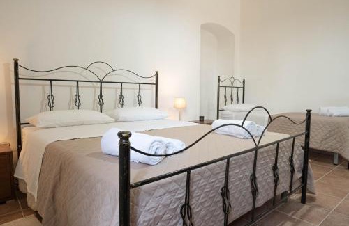 Caulonia Hotel | Il Paese Alberga!