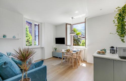 Calde Apartamento | Il Porticciolo Lake Front - Happy Rentals