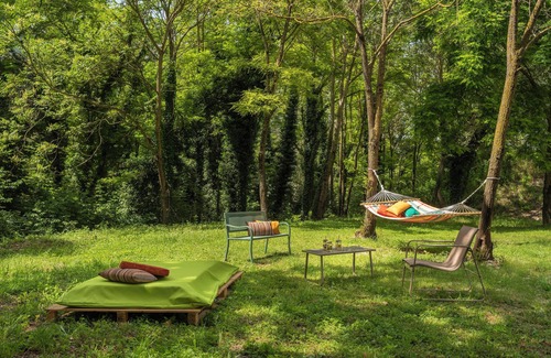 Assisi Apartamento | Il Sentiero Apartment, sourrounded by greenery